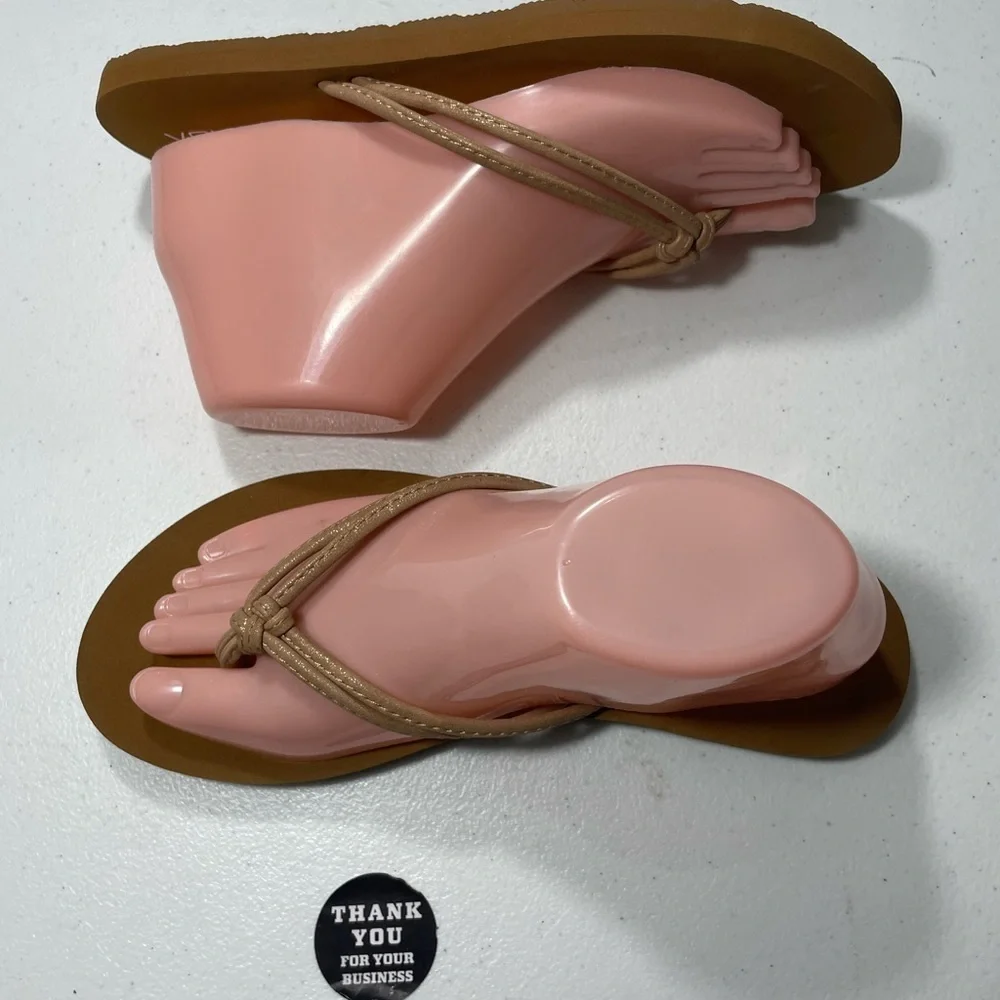 Volcom Tan Rope Sandals Size 8 SB-AG